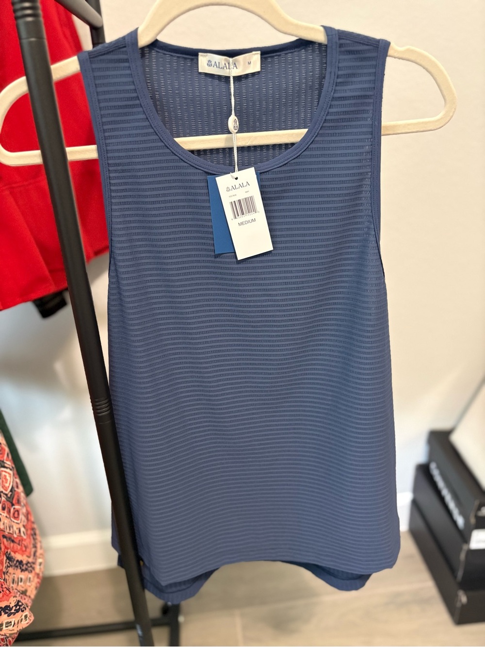 NWT Alala Navy Textured Active Tank Top Sz Medium!